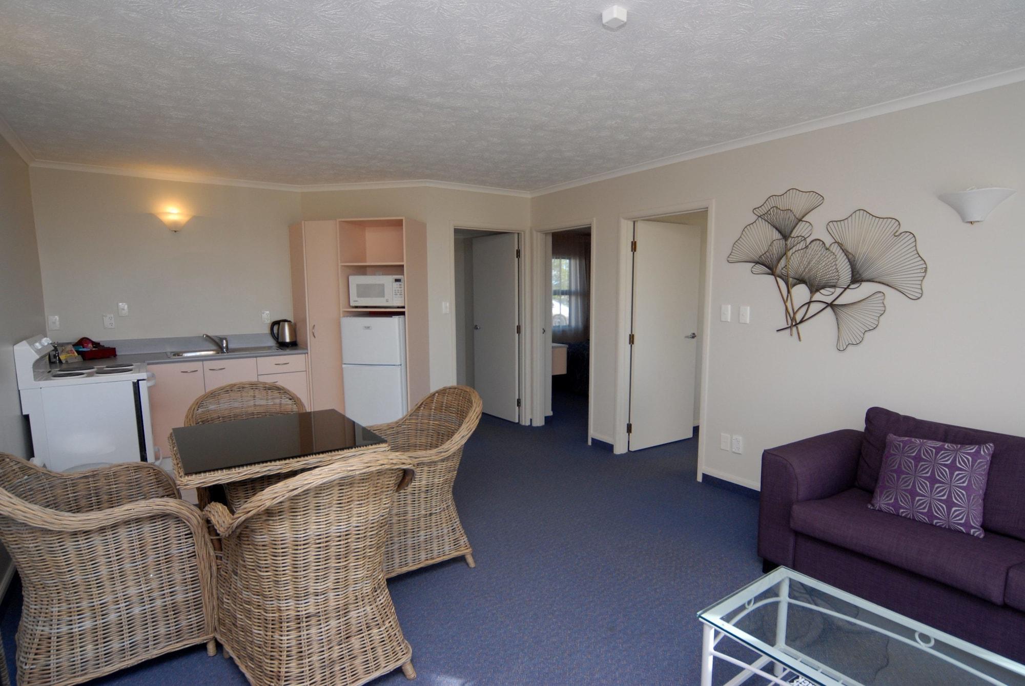 Harbour View Motel On Ahuriri Beach In Napier Nz With Sea View Suites Bagian luar foto
