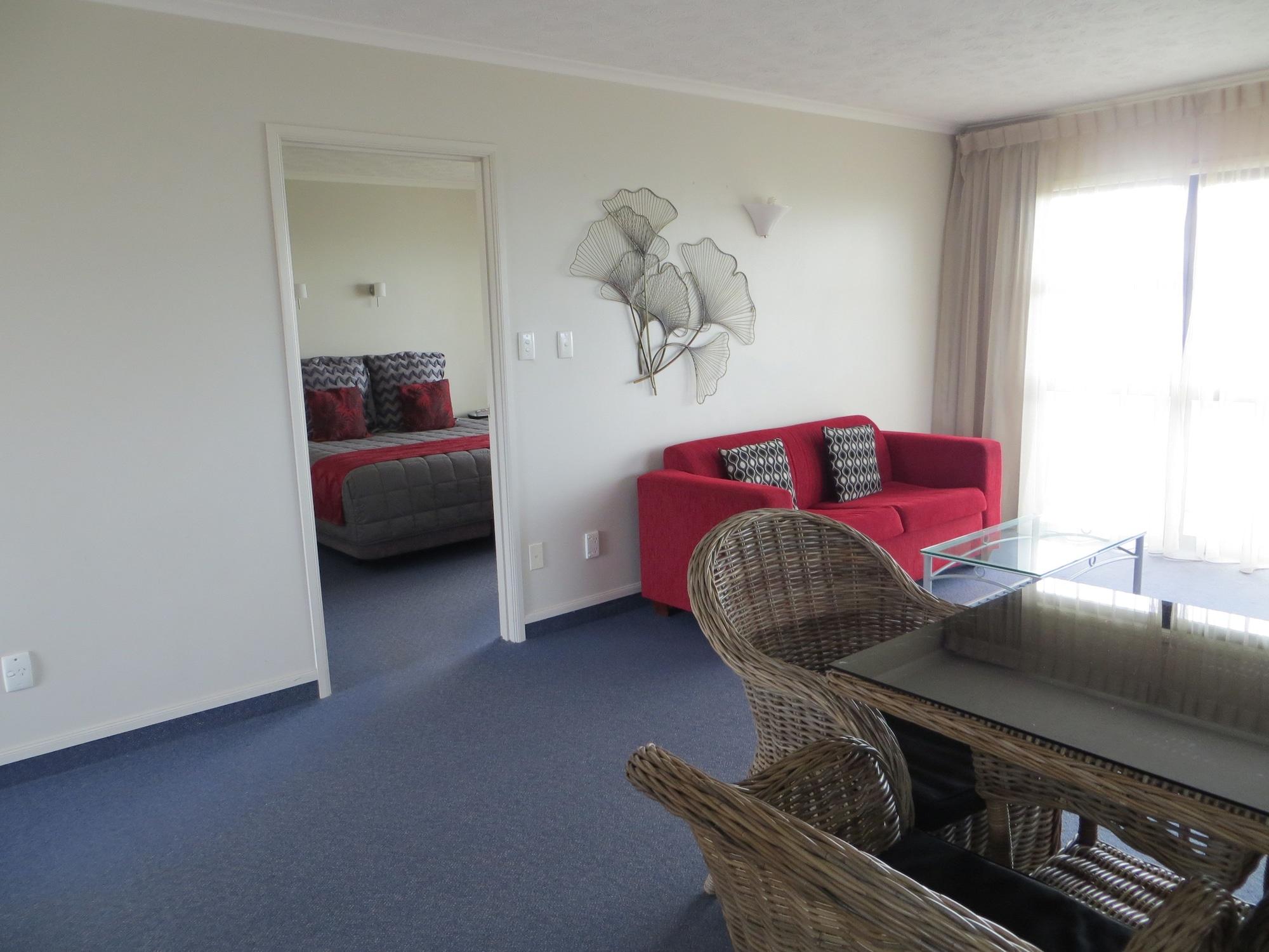 Harbour View Motel On Ahuriri Beach In Napier Nz With Sea View Suites Bagian luar foto