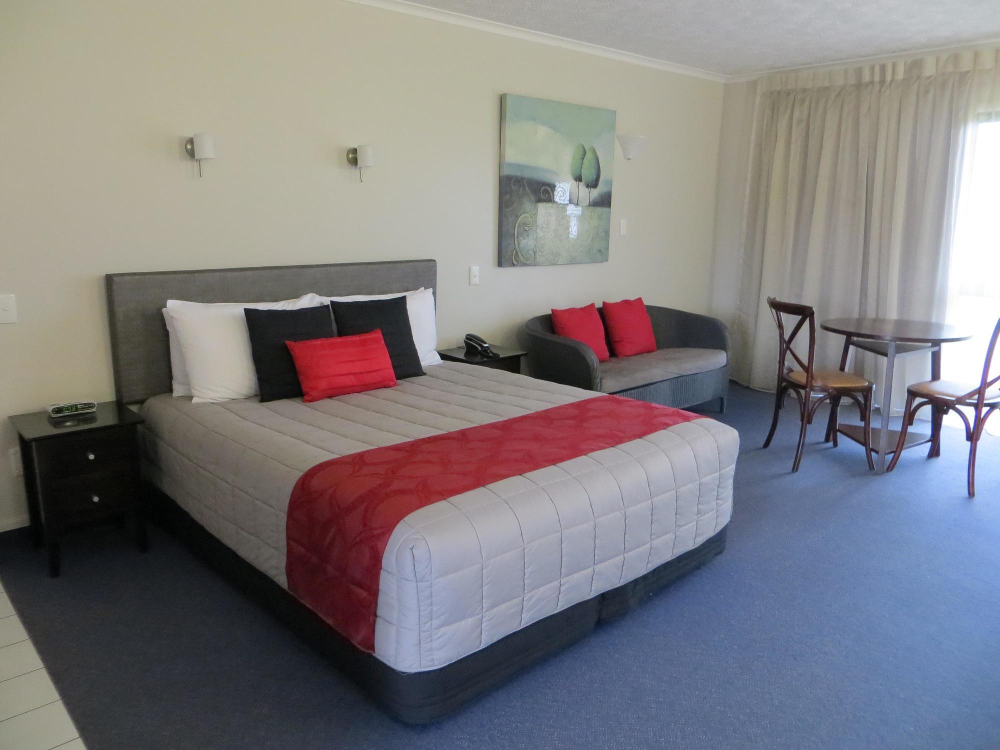Harbour View Motel On Ahuriri Beach In Napier Nz With Sea View Suites Bagian luar foto
